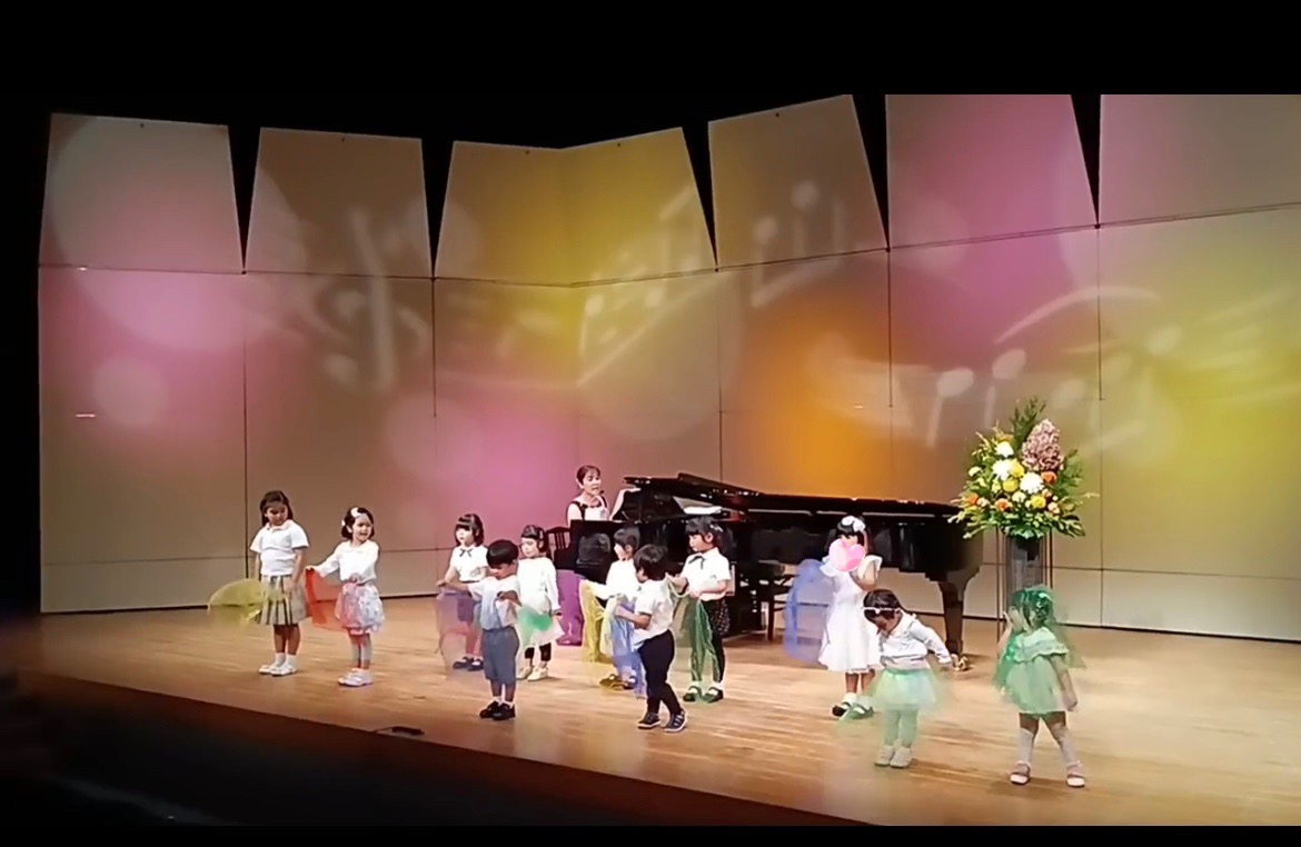 沖縄県浦添市の音楽教室、アミュージック、リトミックコース